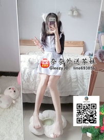 【雙北推薦】「暖化你心·朵朵的甜蜜」18歲小蘿莉，可變裝可唱歌，小小身體滿滿驚喜！